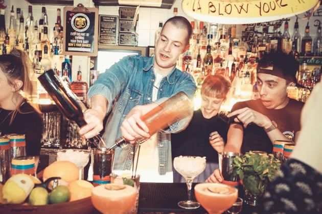 Team Building entreprise Londres : Cocktail masterclass